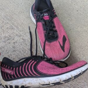 Brooks pure flow shoes